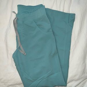 FIGS Kade Cargo Scrub Pant